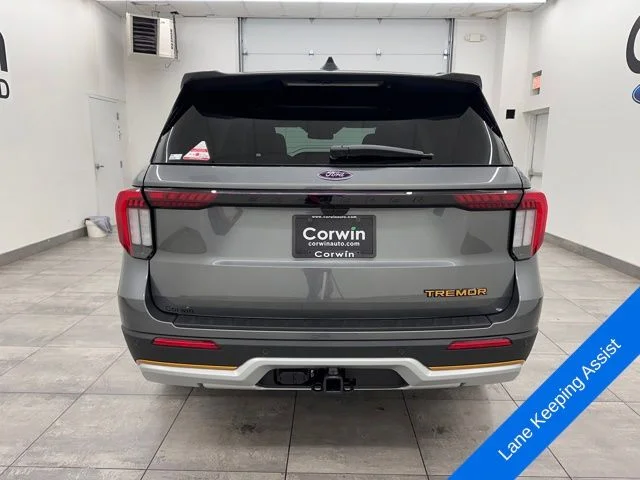 New 2026 Carbonized Gray Metallic Ford Tremor® image 4