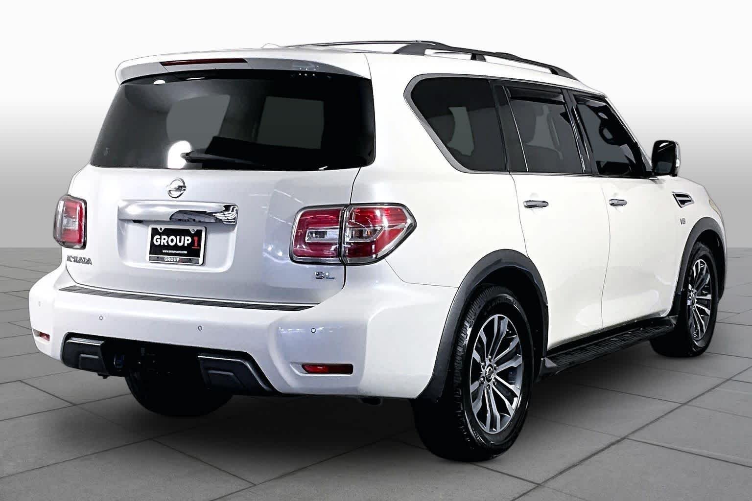 Used 2019 Pearl White Tricoat Nissan SL image 13