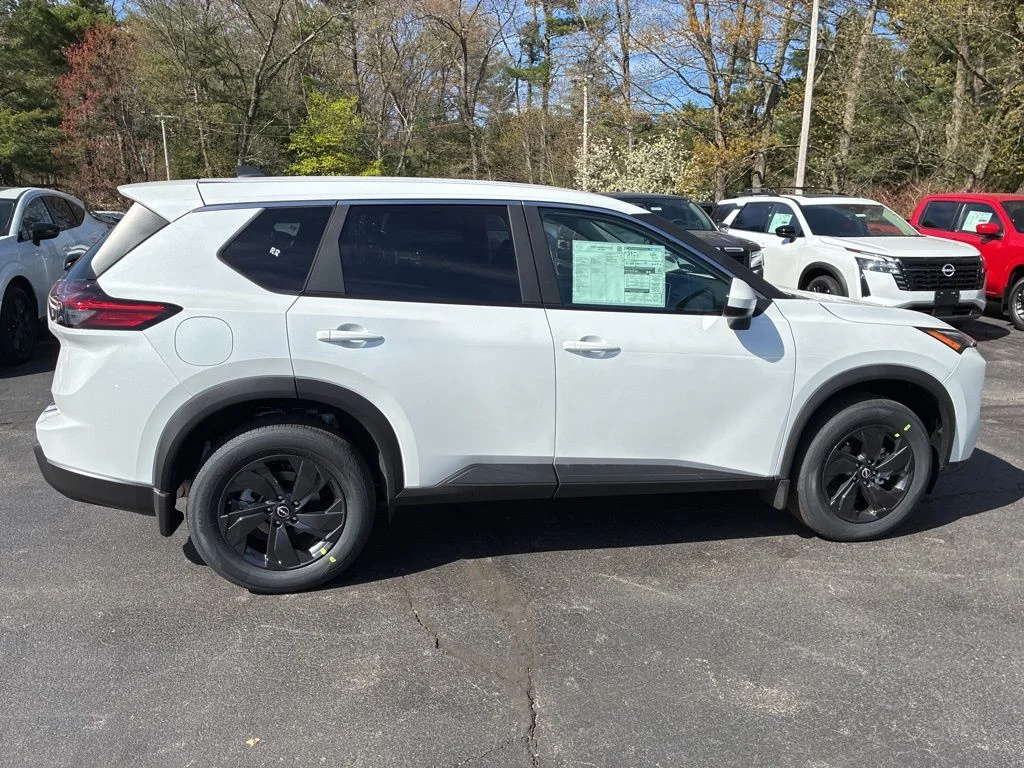 New 2026 Everest White Pearl TriCoat Nissan SV image 8