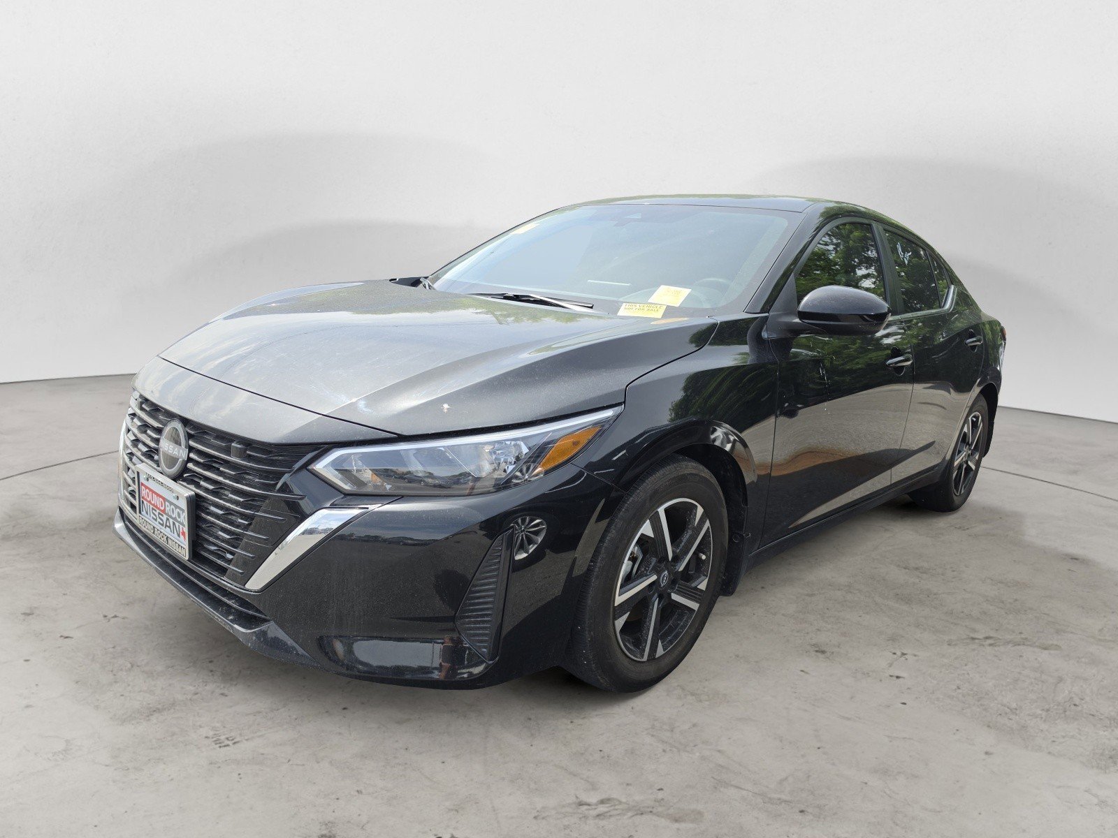Used 2025 Super Black Nissan SV image 2