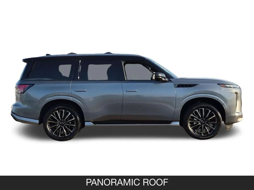 Used 2025 Black INFINITI AUTOGRAPH image 6