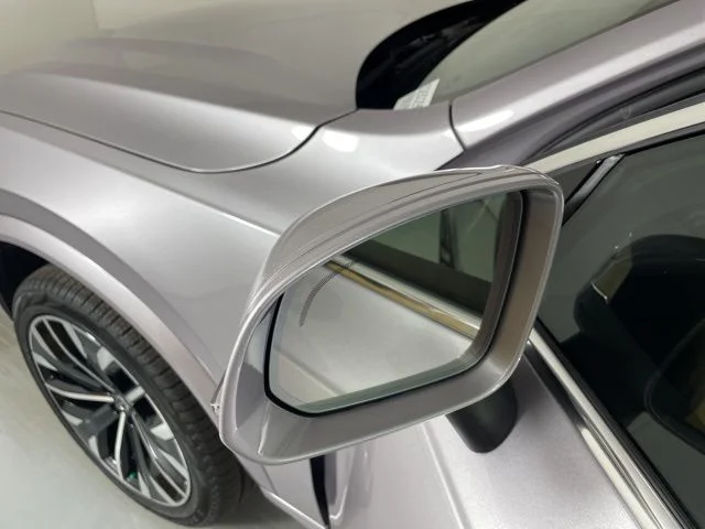 2026 Volvo XC90 Plus - Photo 13