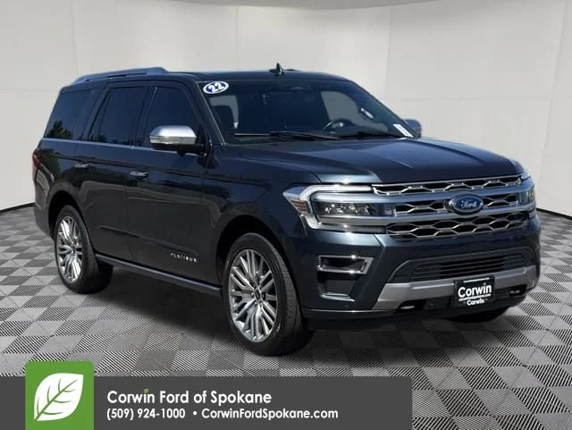 2022 Ford Expedition Platinum's photo