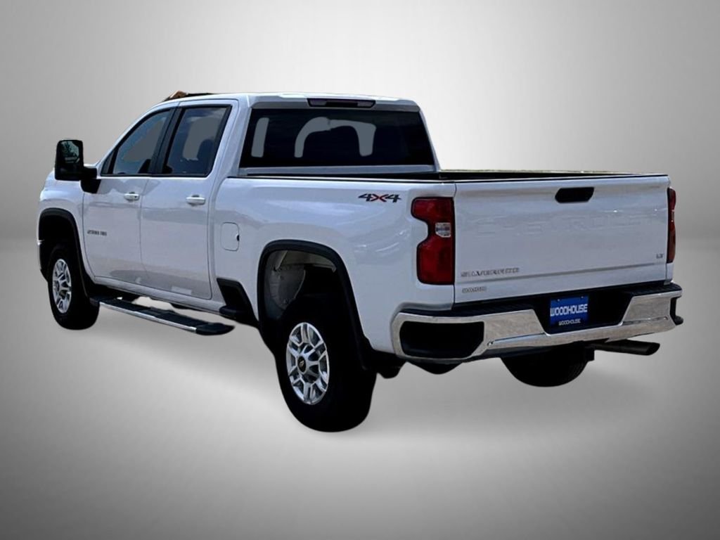 Used 2025 White Chevrolet LT image 7