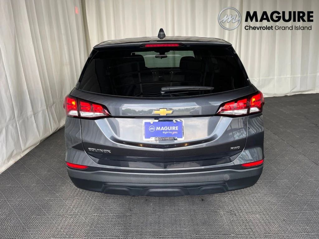 Used 2022 Gray Chevrolet LS image 27
