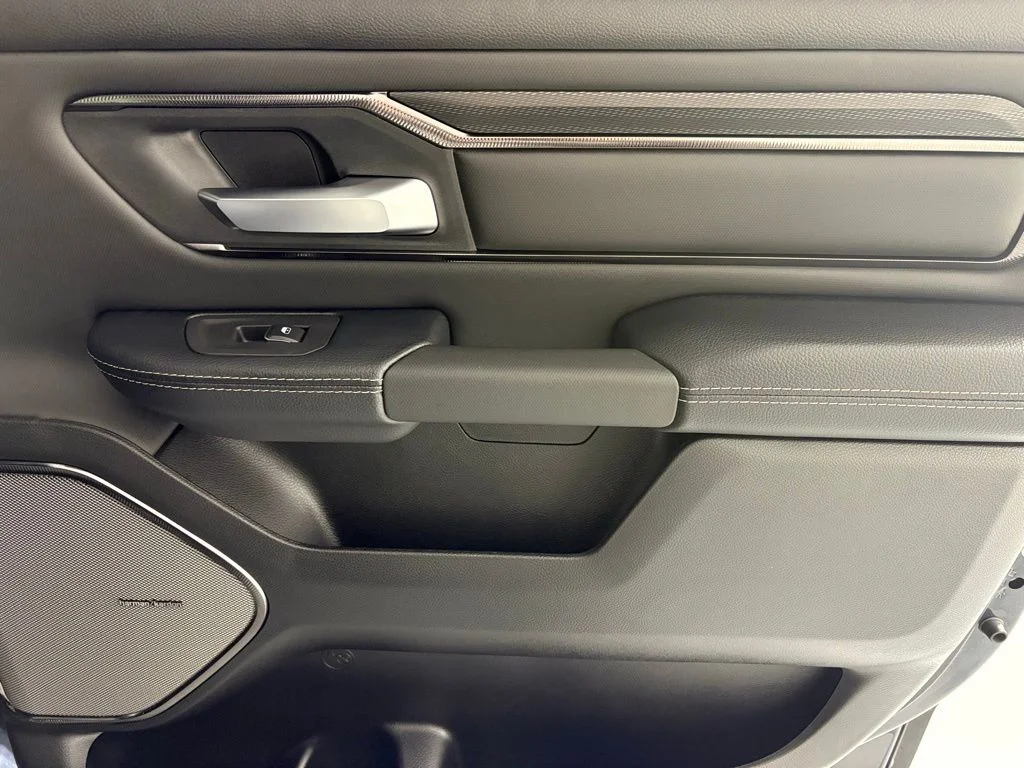 2026 RAM 1500 Rebel - Photo 15