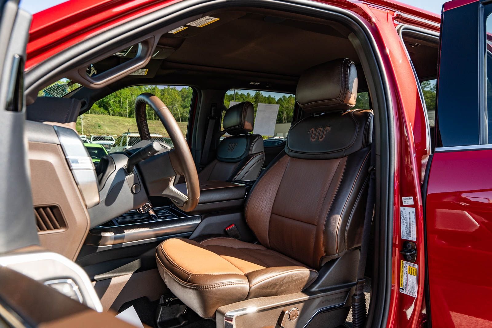 Certified Used 2025  Ford King Ranch image 21