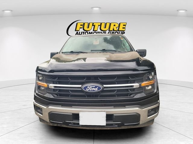 Used 2025 Black Ford XLT image 2