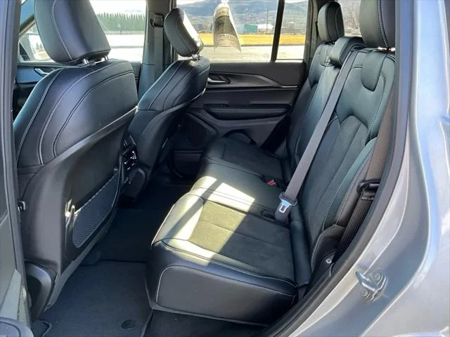 2025 Jeep Grand Cherokee Altitude - Photo 8