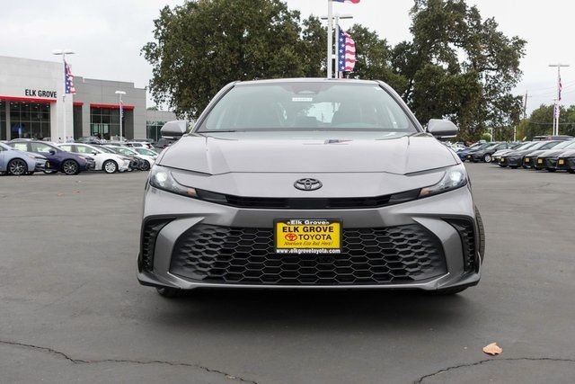 New 2026 Heavy Metal <sup>1</sup> Toyota  SE image 4
