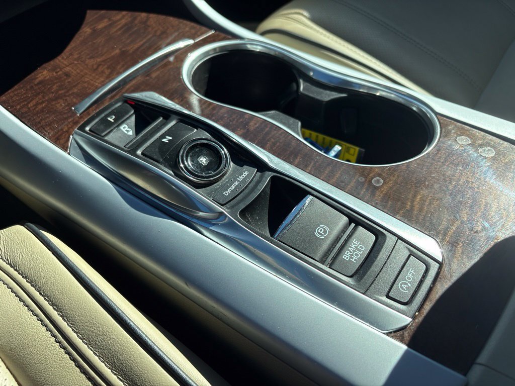 Used 2019  Acura 3.5L Technology Pkg image 15