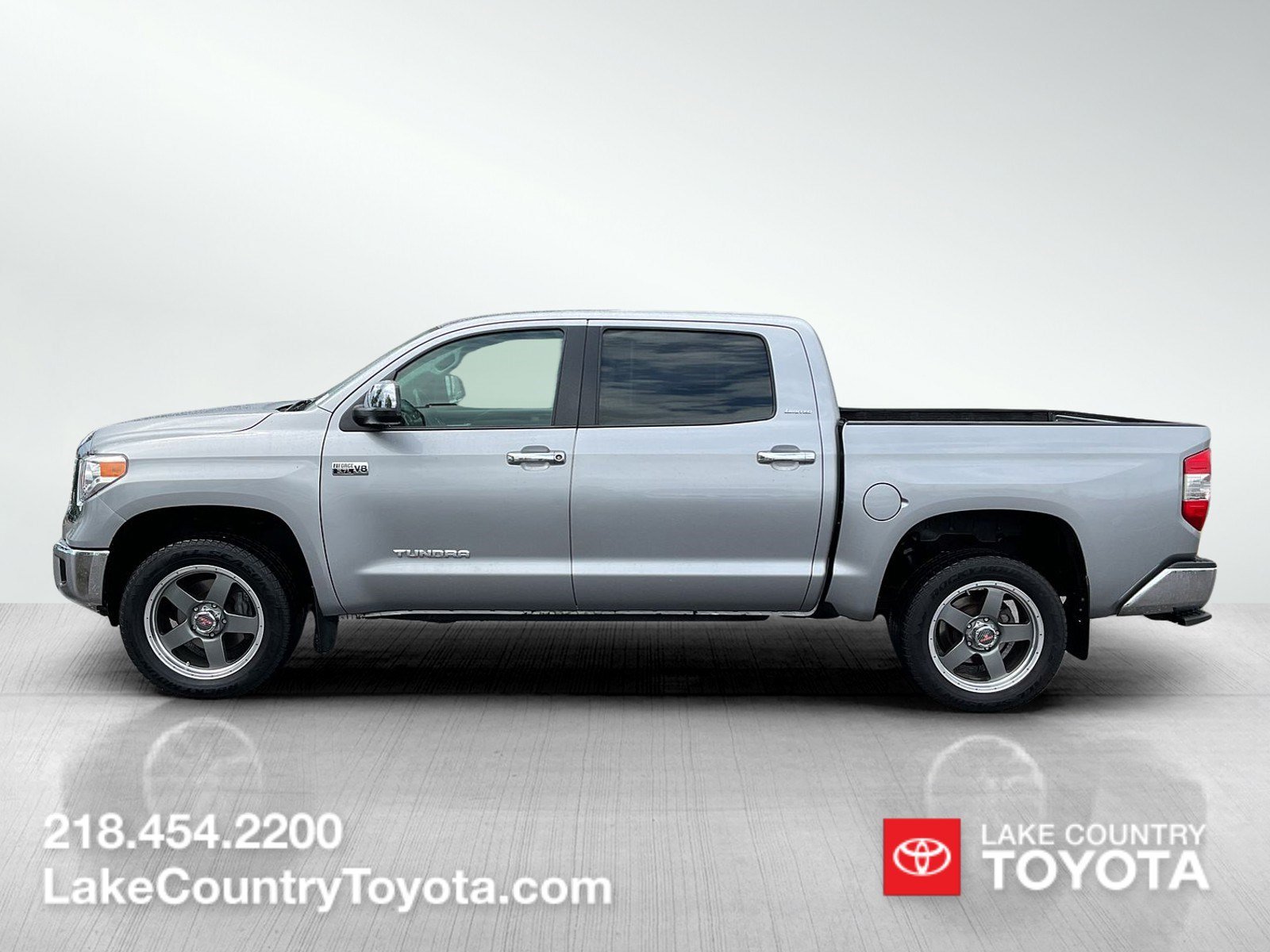 Used 2015 Toyota Tundra Limited with VIN 5TFHW5F18FX420104 for sale in Brainerd, Minnesota