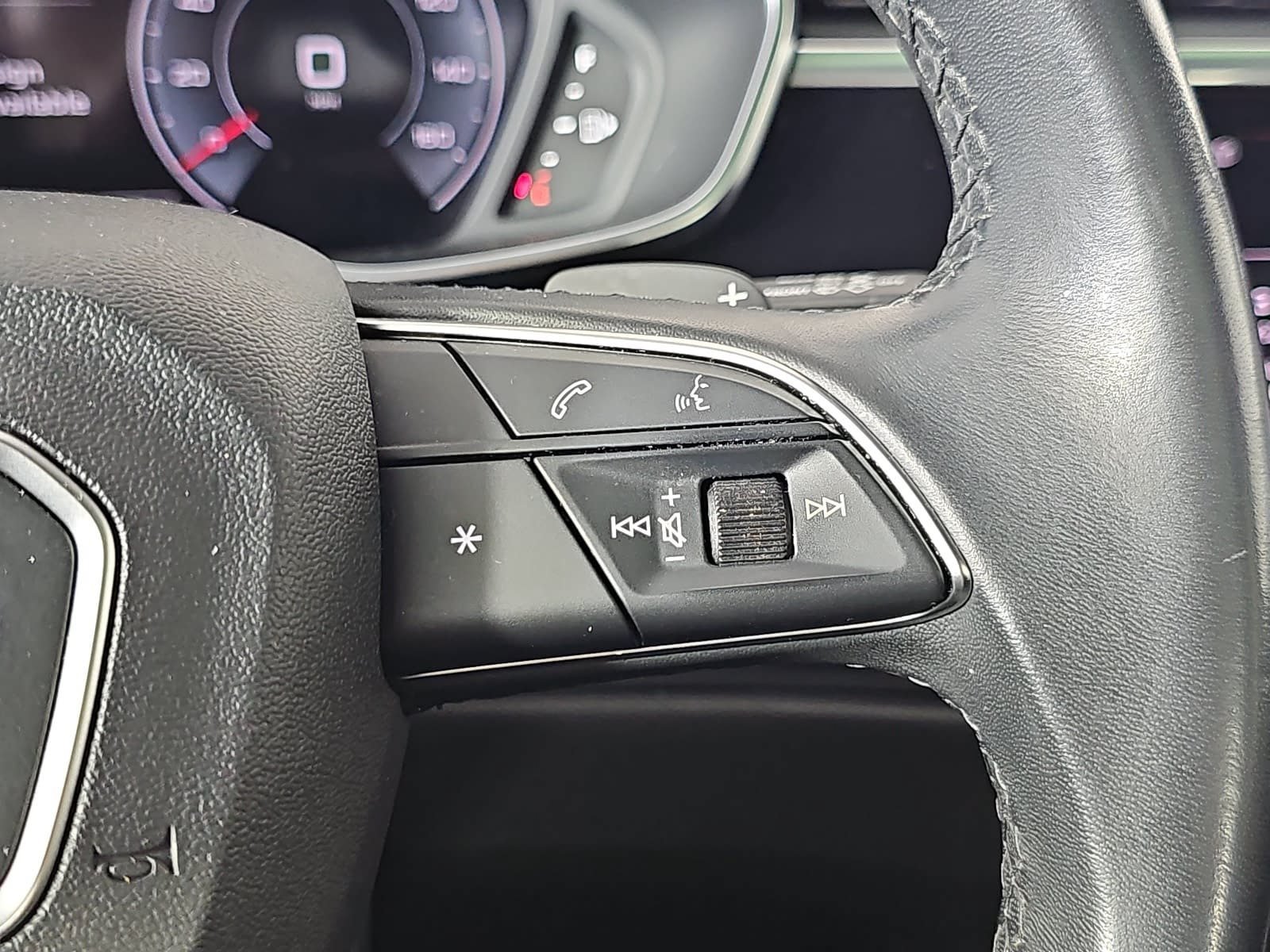 Used 2023 Black Audi Premium Plus image 18