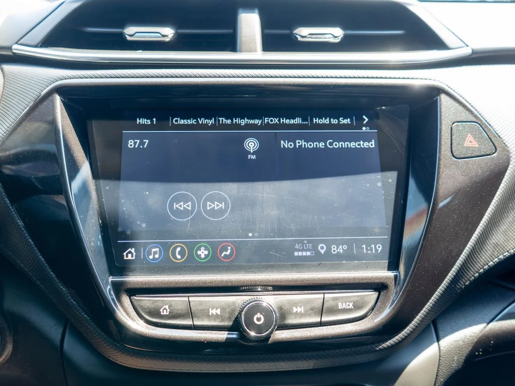 Used 2022 Gray Chevrolet LT image 23