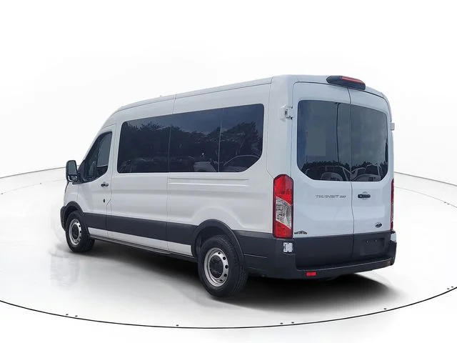 Used 2024 White Ford XL image 7