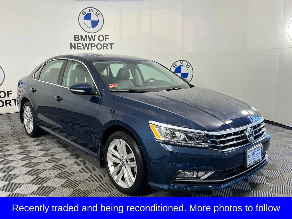 2018 Volkswagen Passat 2.0T SE w/ Technology Auto's photo