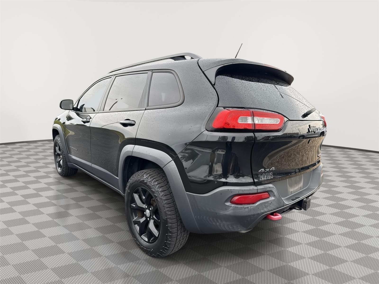 Used 2014 Brilliant Black Crystal Pearlcoat Jeep Trailhawk image 5