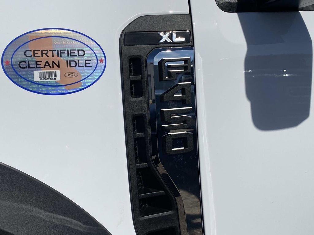 New 2026 Oxford White Ford F-450® XL image 8