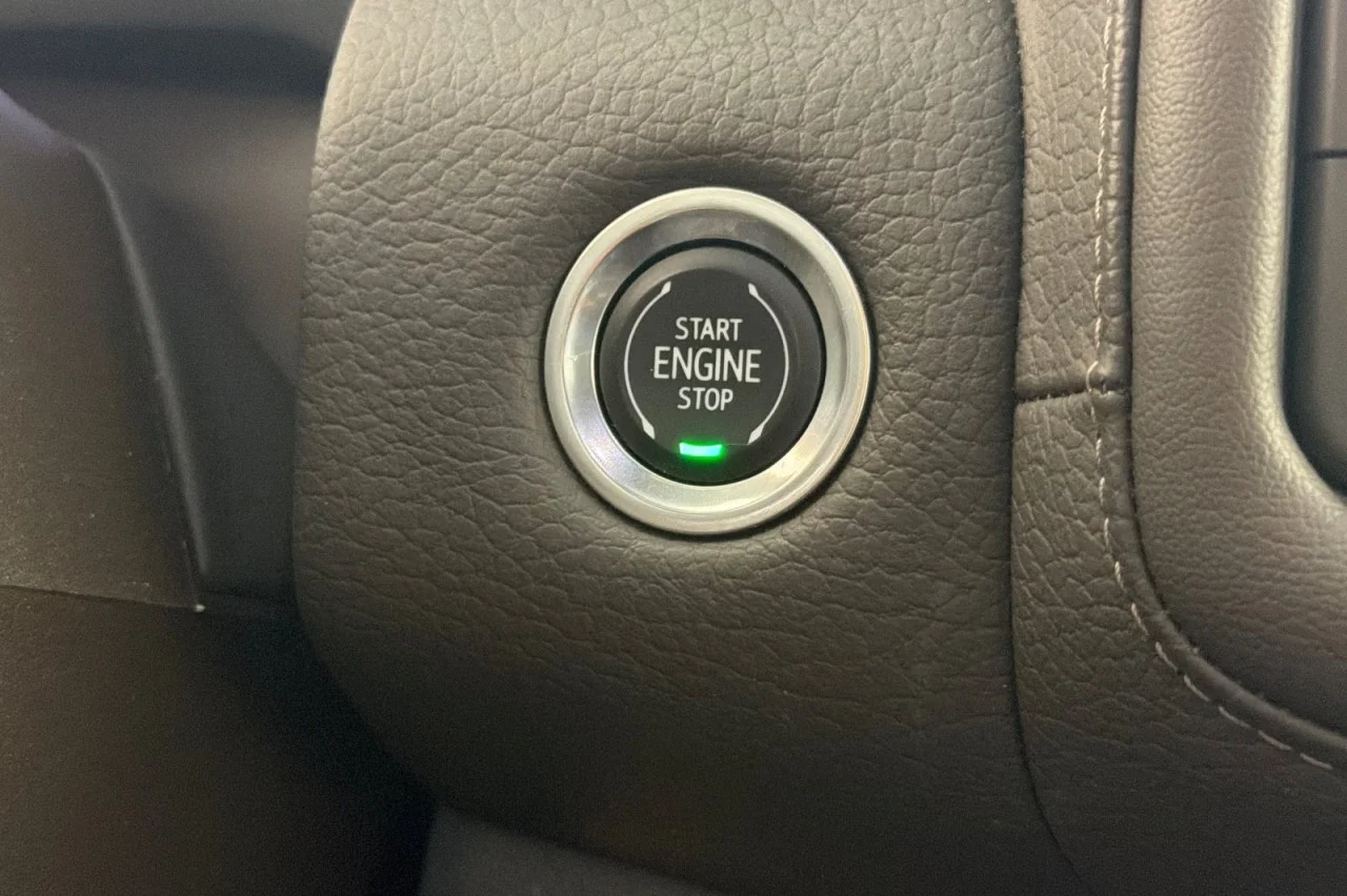 Used 2023 MIDNIGHT BLUE GMC Denali image 21