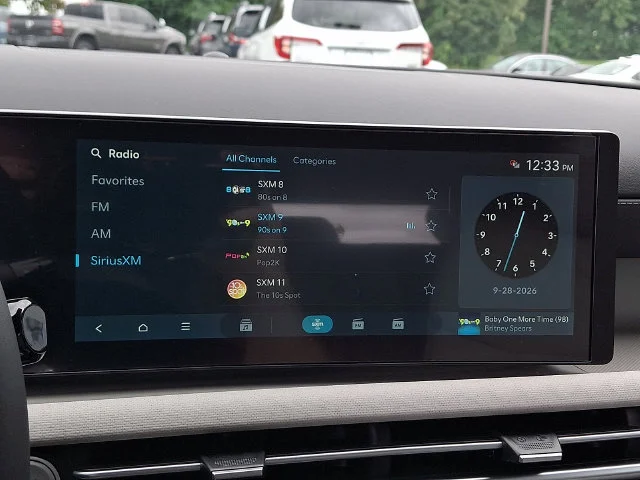 New 2026 Gray Hyundai SEL Convenience image 13