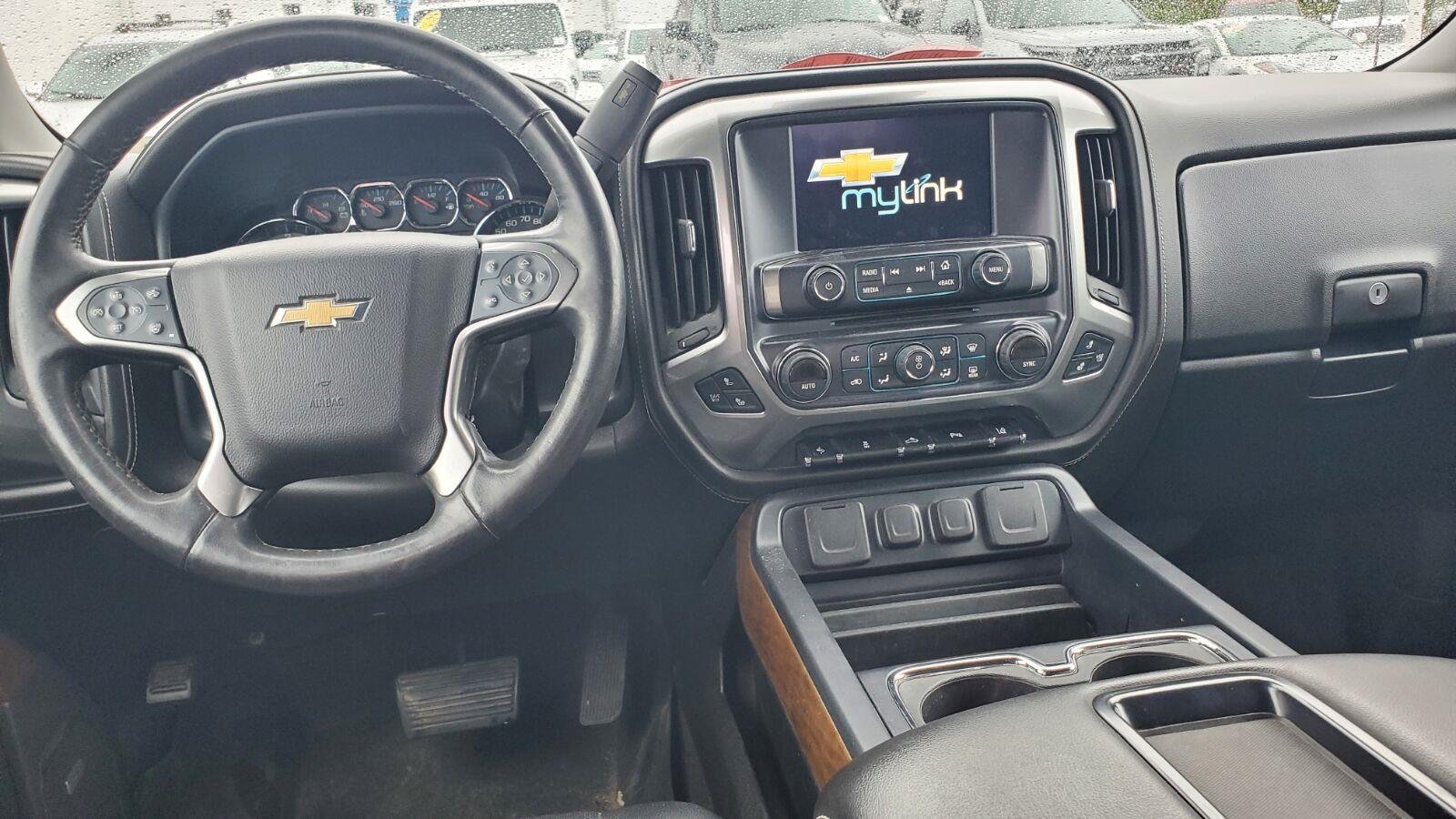 Used 2015 SUMMIT WHITE Chevrolet LTZ image 7