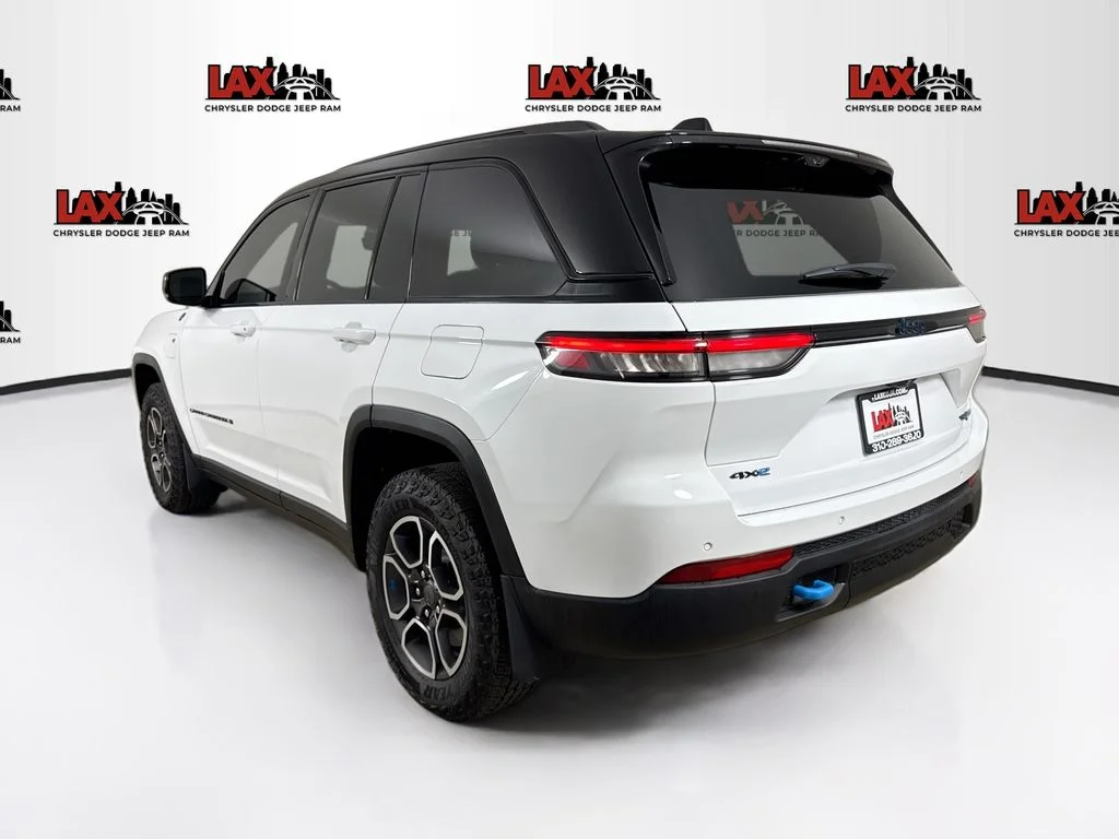 Used 2023 White Jeep Trailhawk 4xe image 5