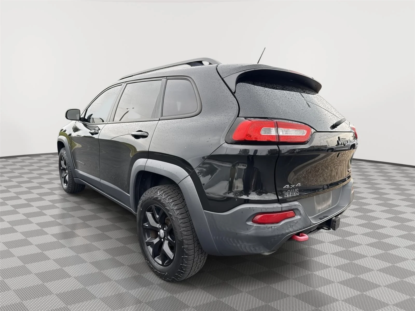 Used 2014 Brilliant Black Crystal Pearlcoat Jeep Trailhawk image 5