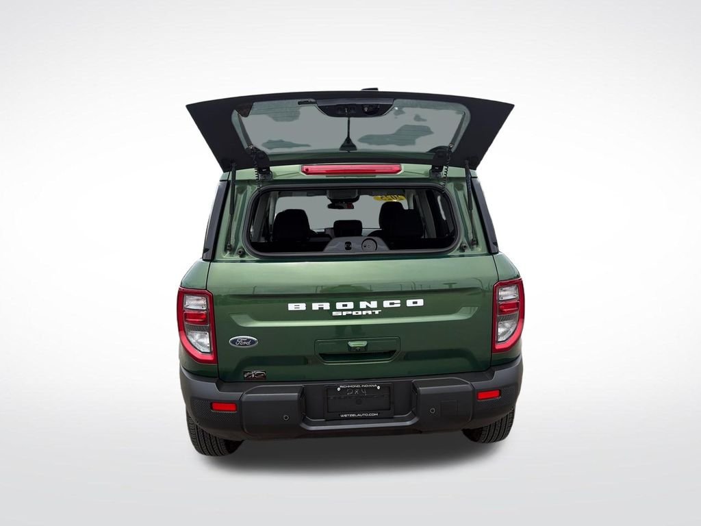 Used 2025 Green Ford Big Bend image 8