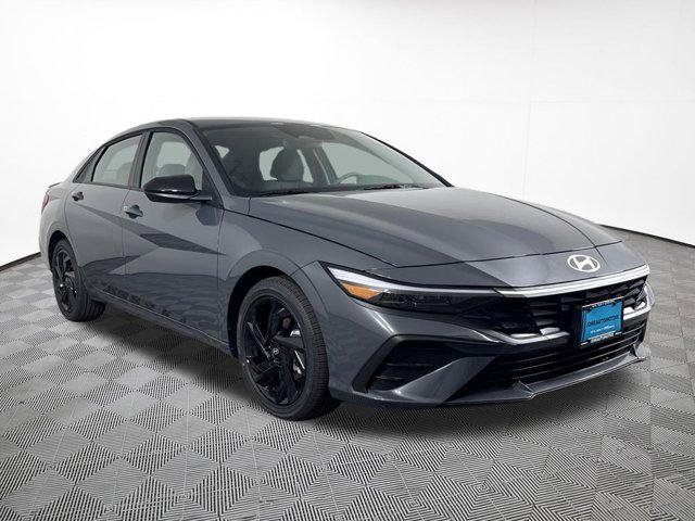 New 2026 Gray Hyundai SEL Sport image 4