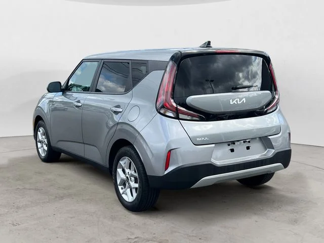 Used 2024 Steel Gray Kia LX image 3