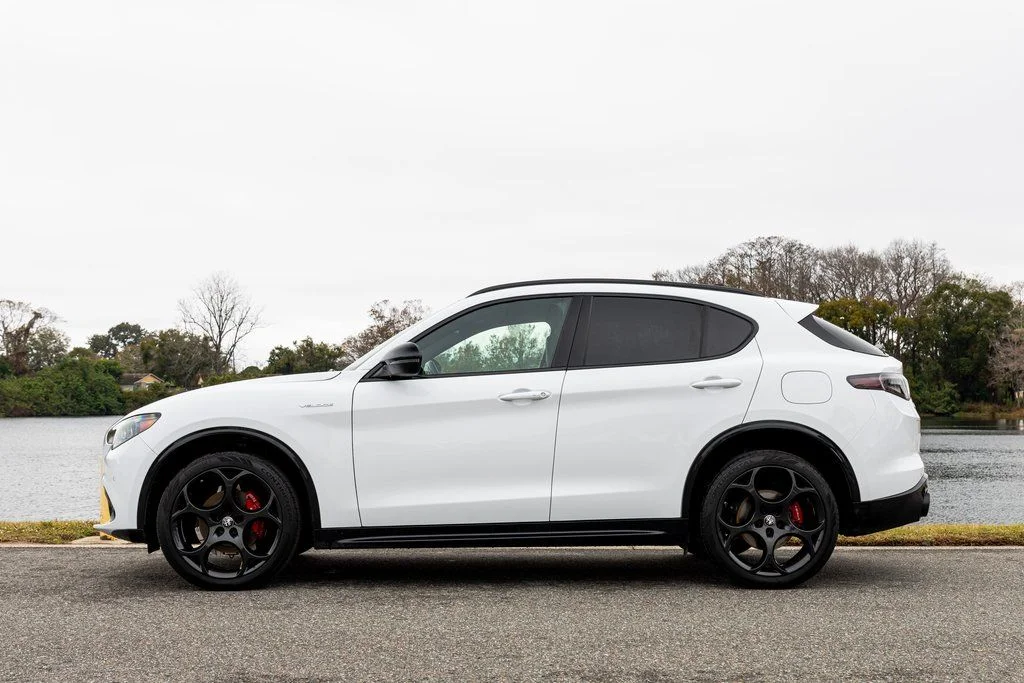 2024 Alfa Romeo Stelvio Veloce - Photo 6