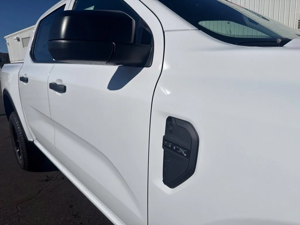 New 2026 Oxford White Ford XL image 12