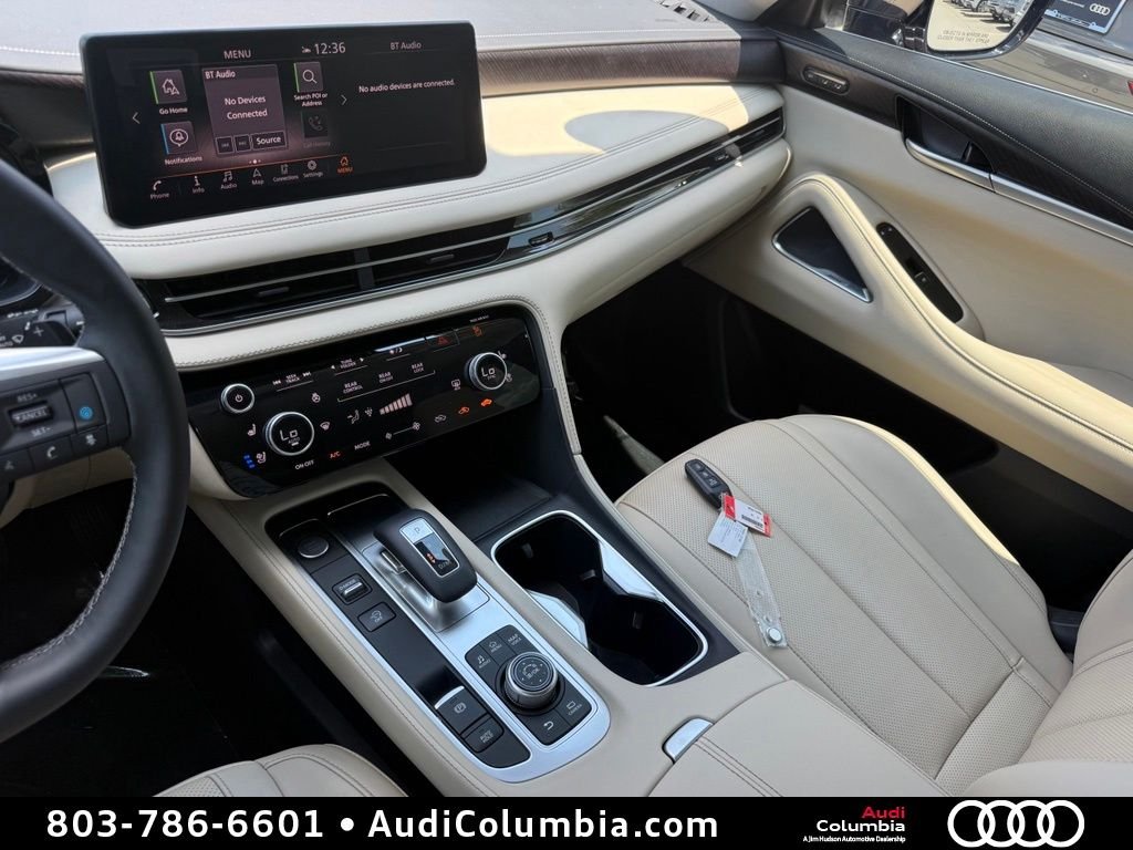 Used 2024 Silver INFINITI Sensory image 32