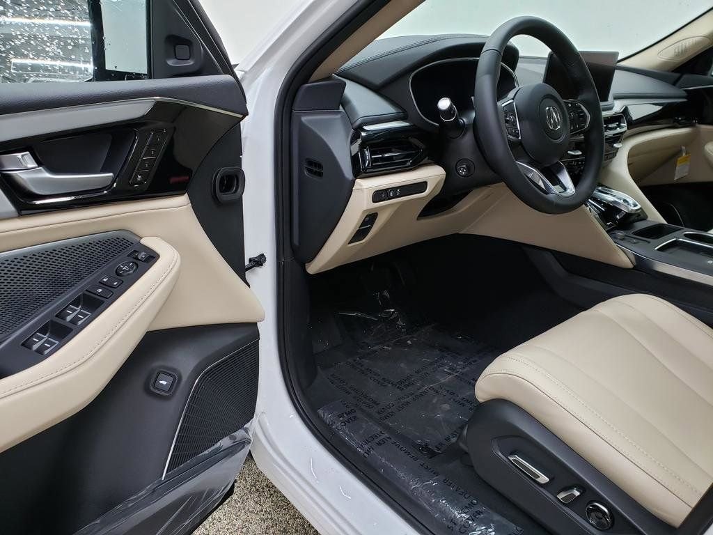 Used 2026 Solar Silver Metallic Acura Base image 6
