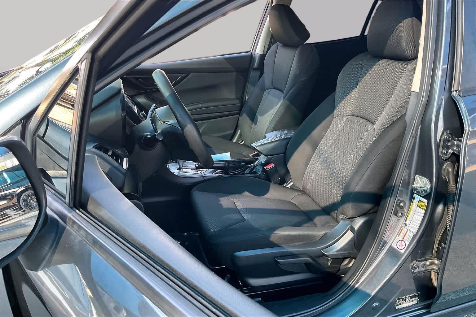 Used 2018 Magnetite Gray Metallic Subaru  image 9