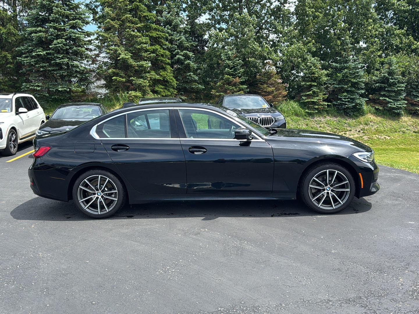 Used 2020 Jet Black BMW 330i xDrive image 2