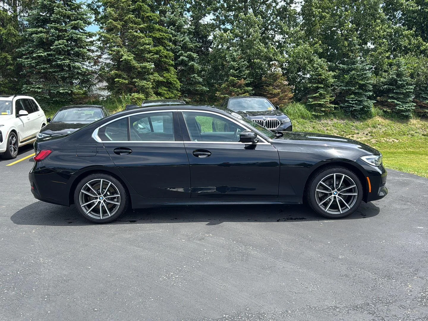 Used 2020 Jet Black BMW 330i xDrive image 2