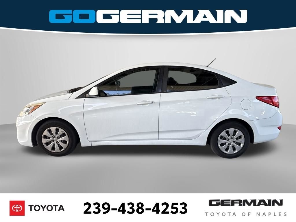 Used 2015 White Hyundai GLS image 3
