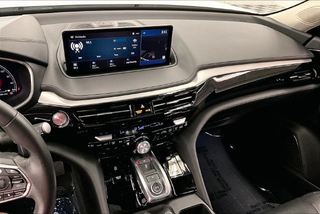 Used 2024 Platinum White Pearl Acura Technology image 31
