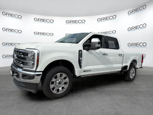 Used 2024 White Metallic Ford Lariat image 3