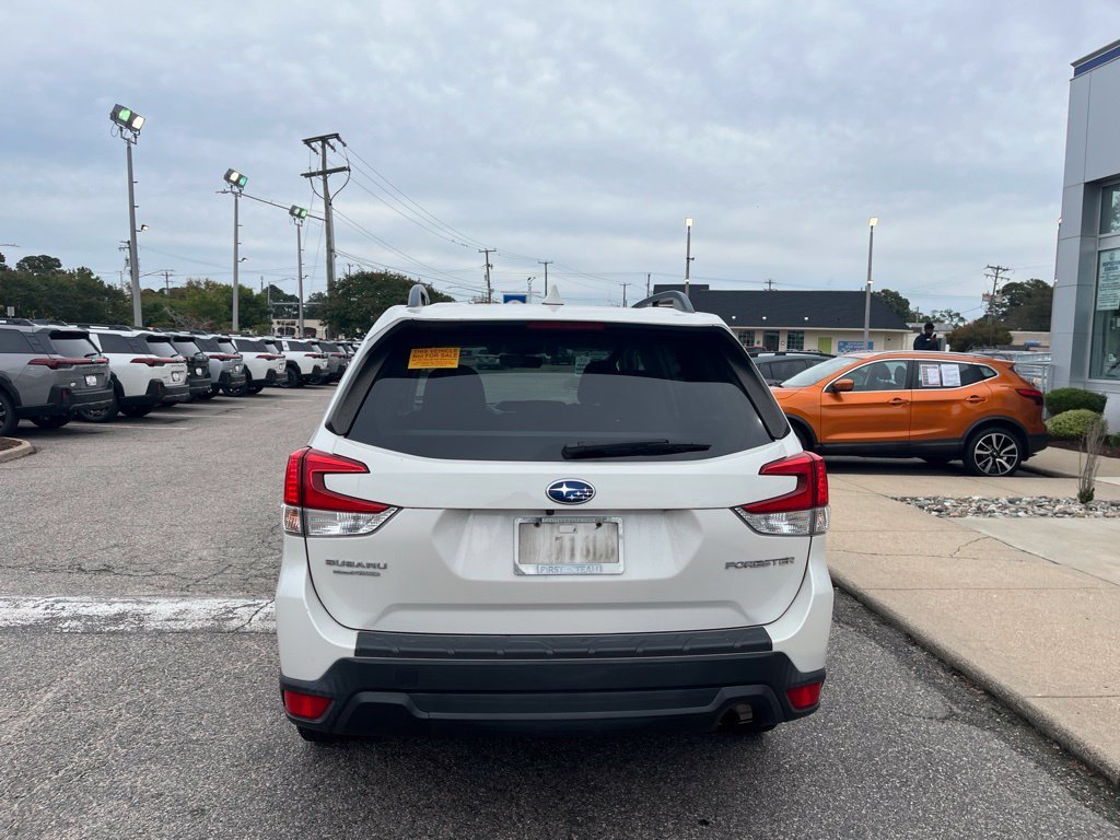 Certified Used 2021 White Subaru Premium image 5