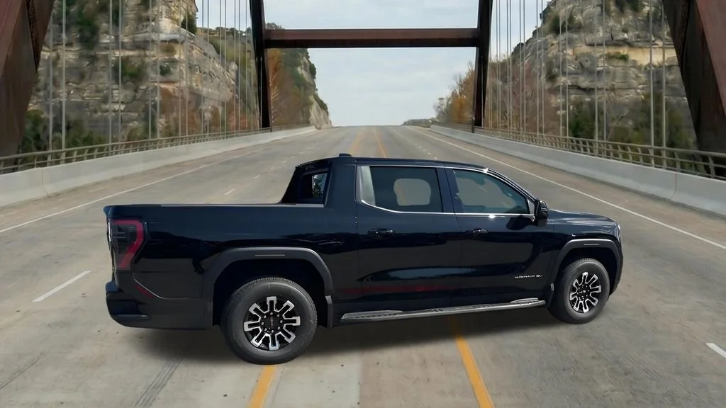 New 2026 Onyx Black GMC Elevation Extended Range image 11