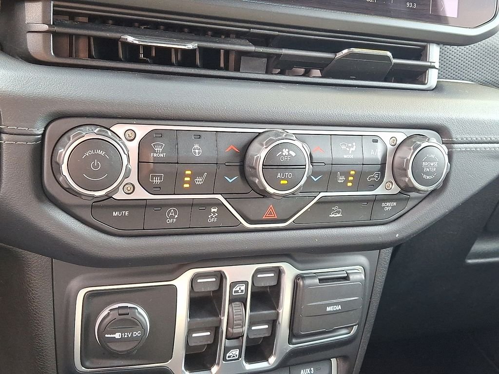 2024 Jeep Wrangler 4-Door Rubicon - Photo 16
