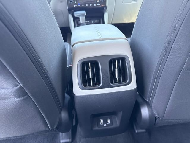 Used 2024 Silver Hyundai SEL image 15