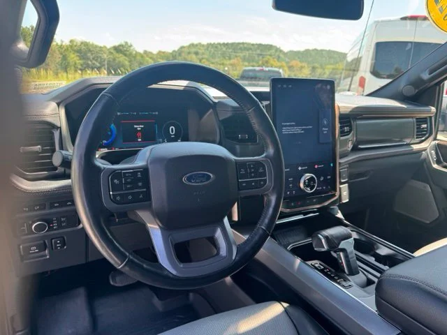 Used 2022 Blue Ford Lariat image 32
