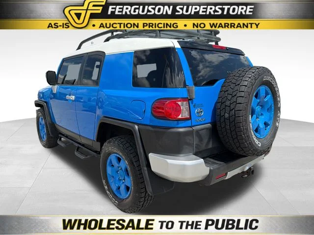 Used 2007 White Toyota Base image 5