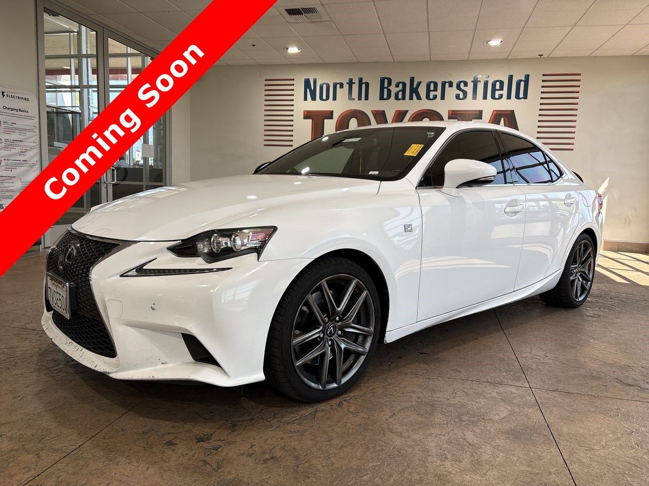 2016 Lexus IS 350 200t's photo