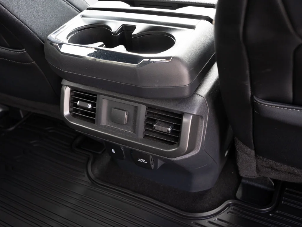 Used 2024 Oxford White Ford XLT image 42