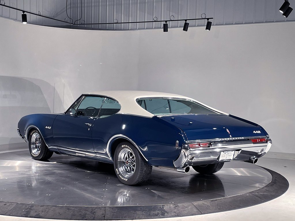Used 1968  Oldsmobile Supreme image 7