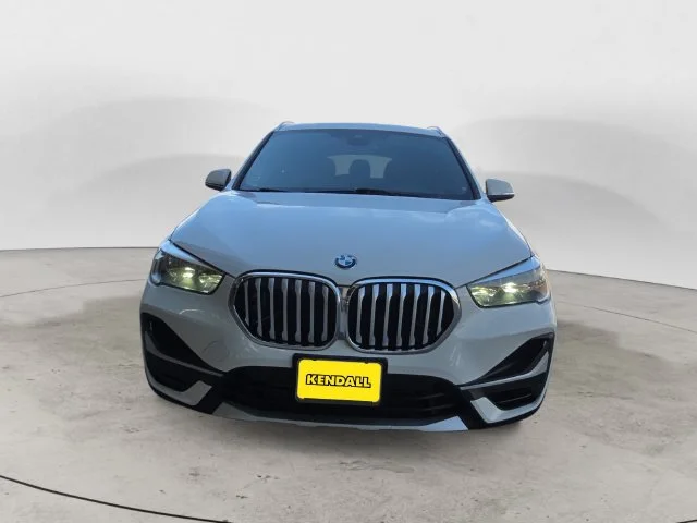 Used 2021 Alpine White BMW xDrive28i image 2